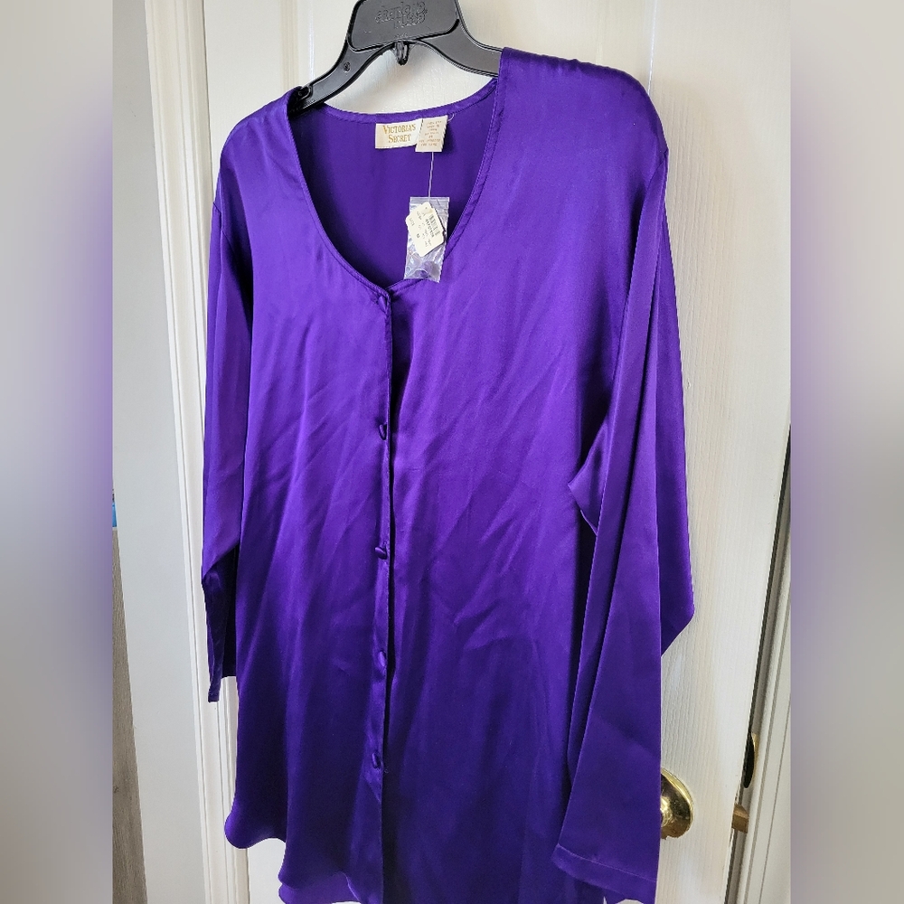 NWT Vintage Victoria’s Secret Gold Label 100% Silk Sleep Shirt Purple Medium - Picture 5 of 9